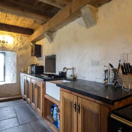 Medieval Tower For A Unique Getaway Near Galway In Ireland * Kilmaine