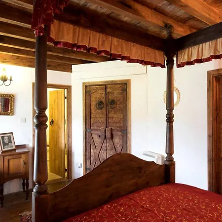 Medievl Tower Rentl For Unique Getwy Ner Glwy In Irelnd *