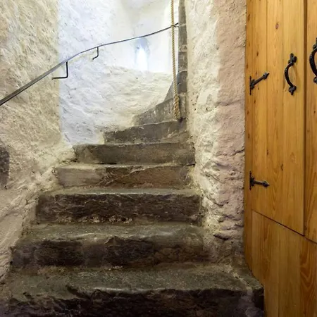 Holiday home Medievl Tower Rentl For Unique Getwy Ner Glwy In Irelnd Kilmaine