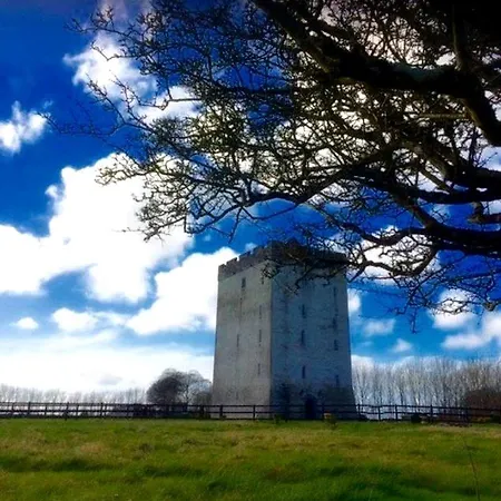 Medieval Tower For A Unique Getaway Near Galway In Ireland *