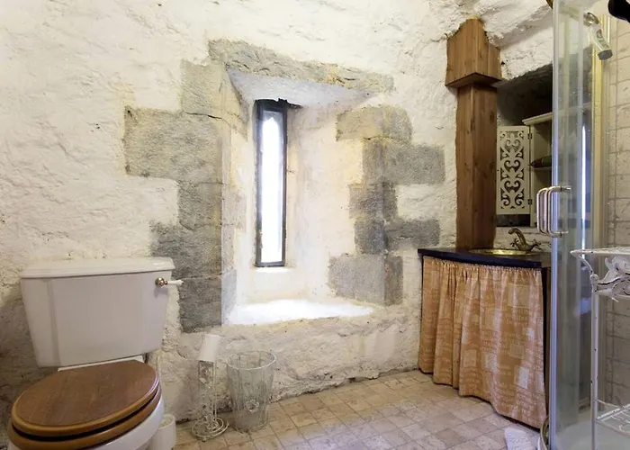 Medieval Tower Rental For A Unique Getaway Near Galway In Ireland Ferienhaus Kilmaine